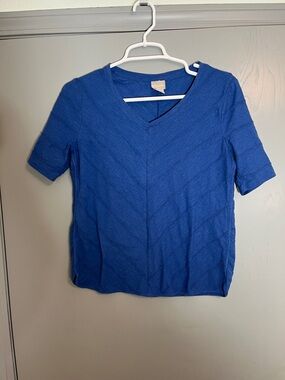 Chico’s Blue V-Neck Chevron Textured Short Sleeve Tee Top Size 0 Small Petite